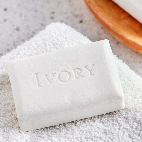 Ivory CLEAN Bar Soap Lot of 4 PACKS of 3 Bars - Picture 1 of 8